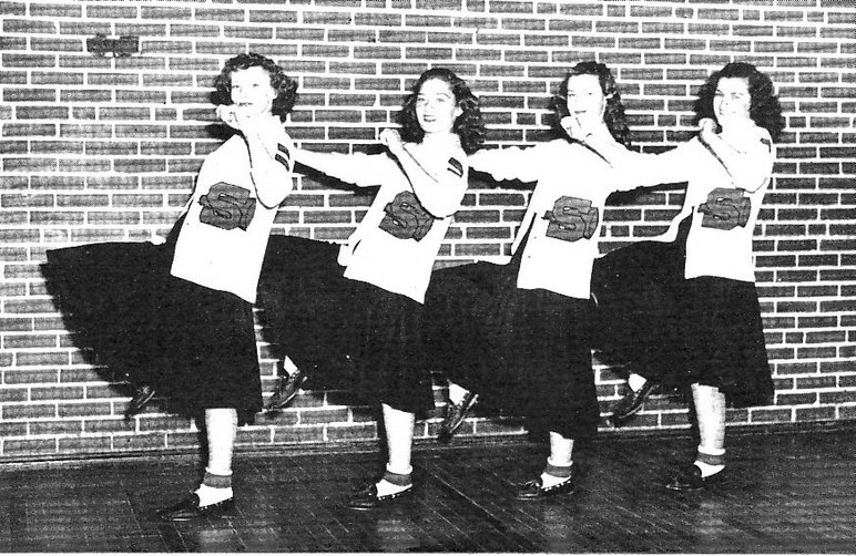 Symsonia Cheerleaders 1949